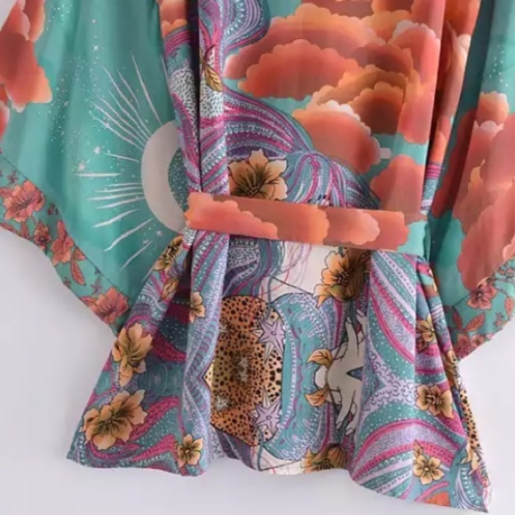 Green Cosmic Galaxy Moon Boho Short Kimono Coverup Robe - Picture 11 of 11